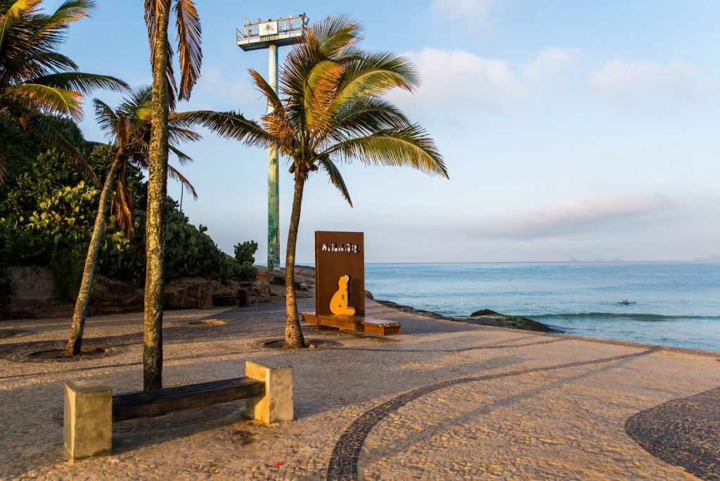 Turismo en Playa de Arpoador en Ipanema
