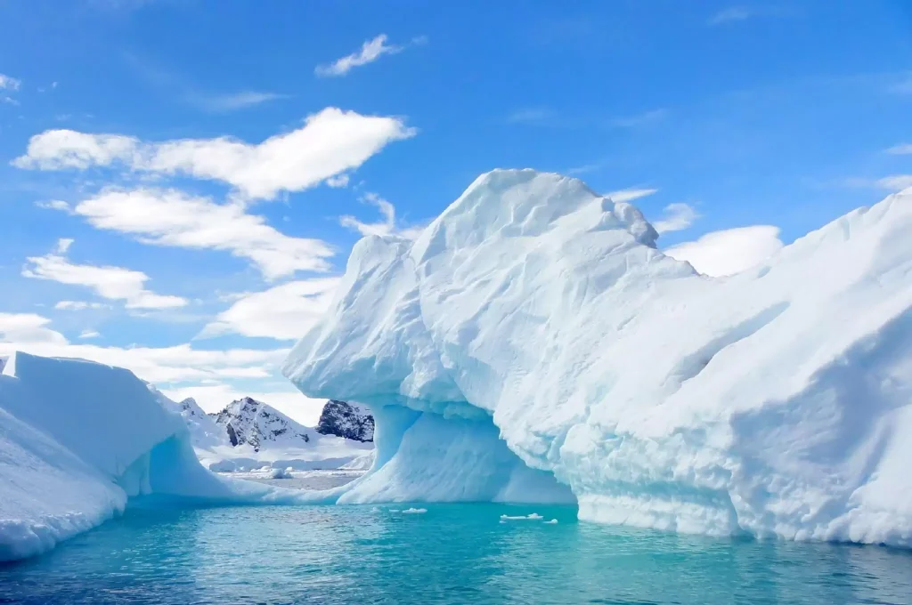 Turismo en Punta Arenas y la Antártica: Aventura en el fin del mundo