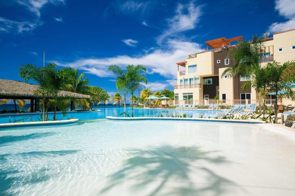 Grand Roatán Caribbean Resort