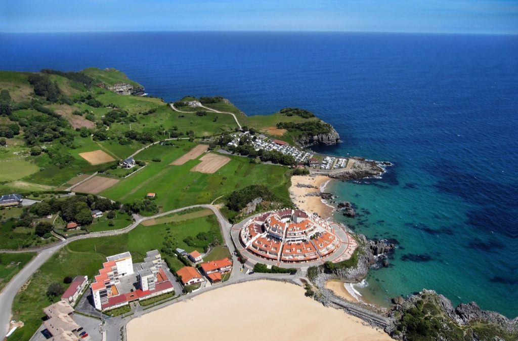 Isla Cantabria: Un pueblo con alma marinera y encanto natural