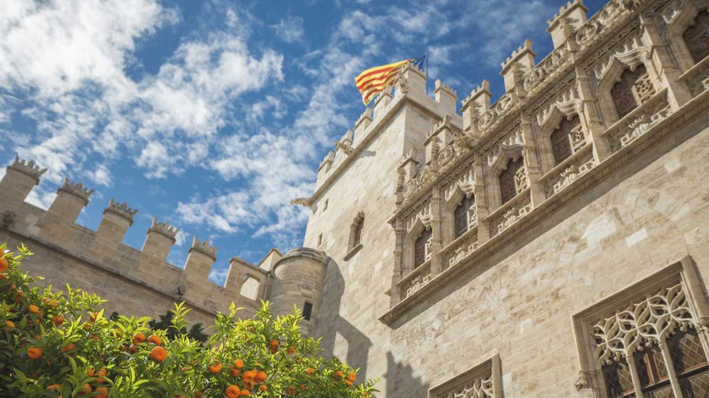 Experiencia turística en La Lonja de la Seda