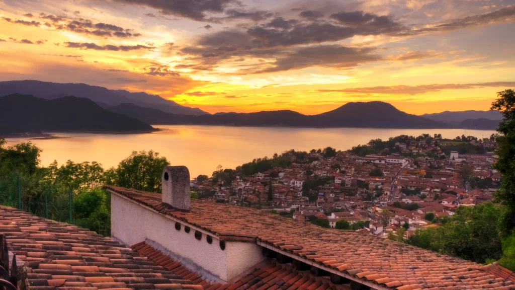 Valle de Bravo: Un destino de encanto natural